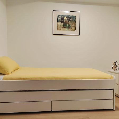 Bright & Cozy Appartment In Bryssel Exteriör bild
